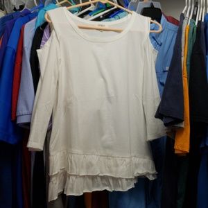 Umgee size SMALL white cold shoulder top